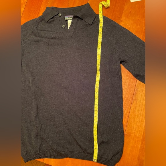 Patagonia 100% Wool - Navy Sweater Excellent Condition - Picture 5 of 5
